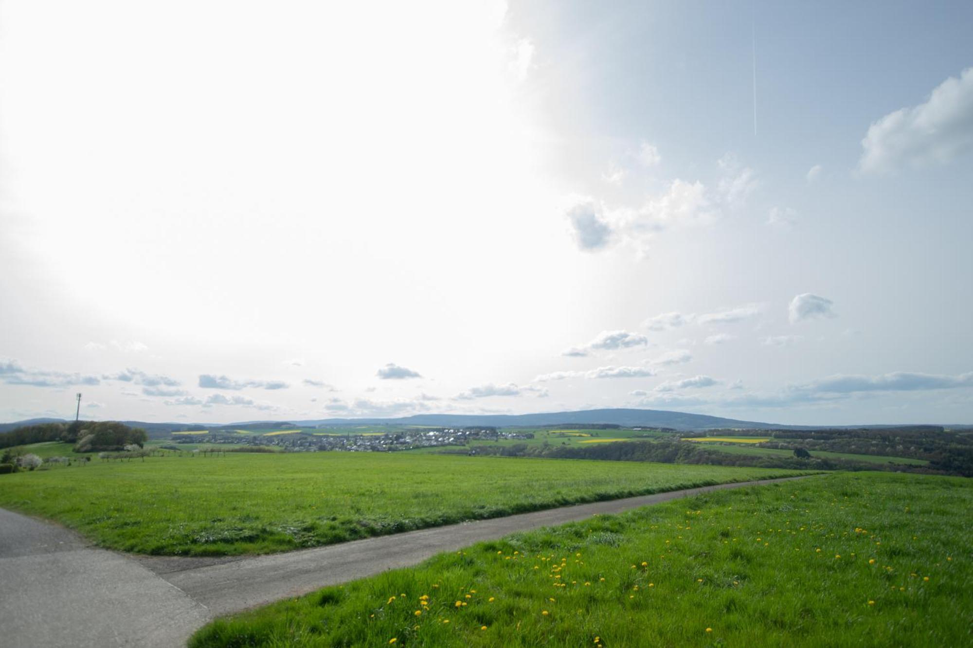 Moderne Wohnung Mit Panorama Schneppenbach Exterior foto